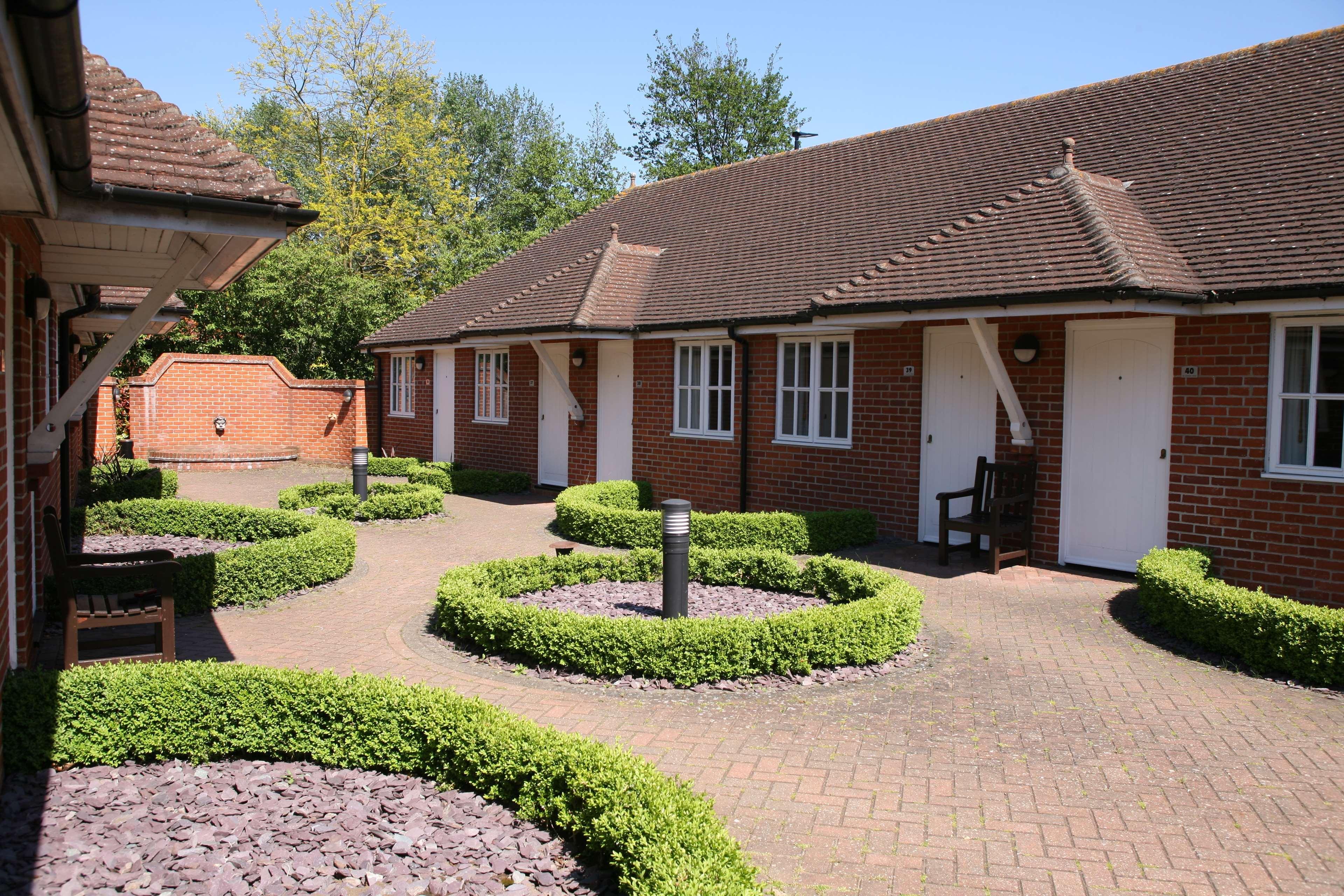Best Western Priory Hotel Bury St. Edmunds ภายนอก รูปภาพ