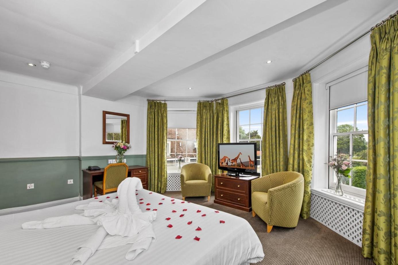 Best Western Priory Hotel Bury St. Edmunds ภายนอก รูปภาพ