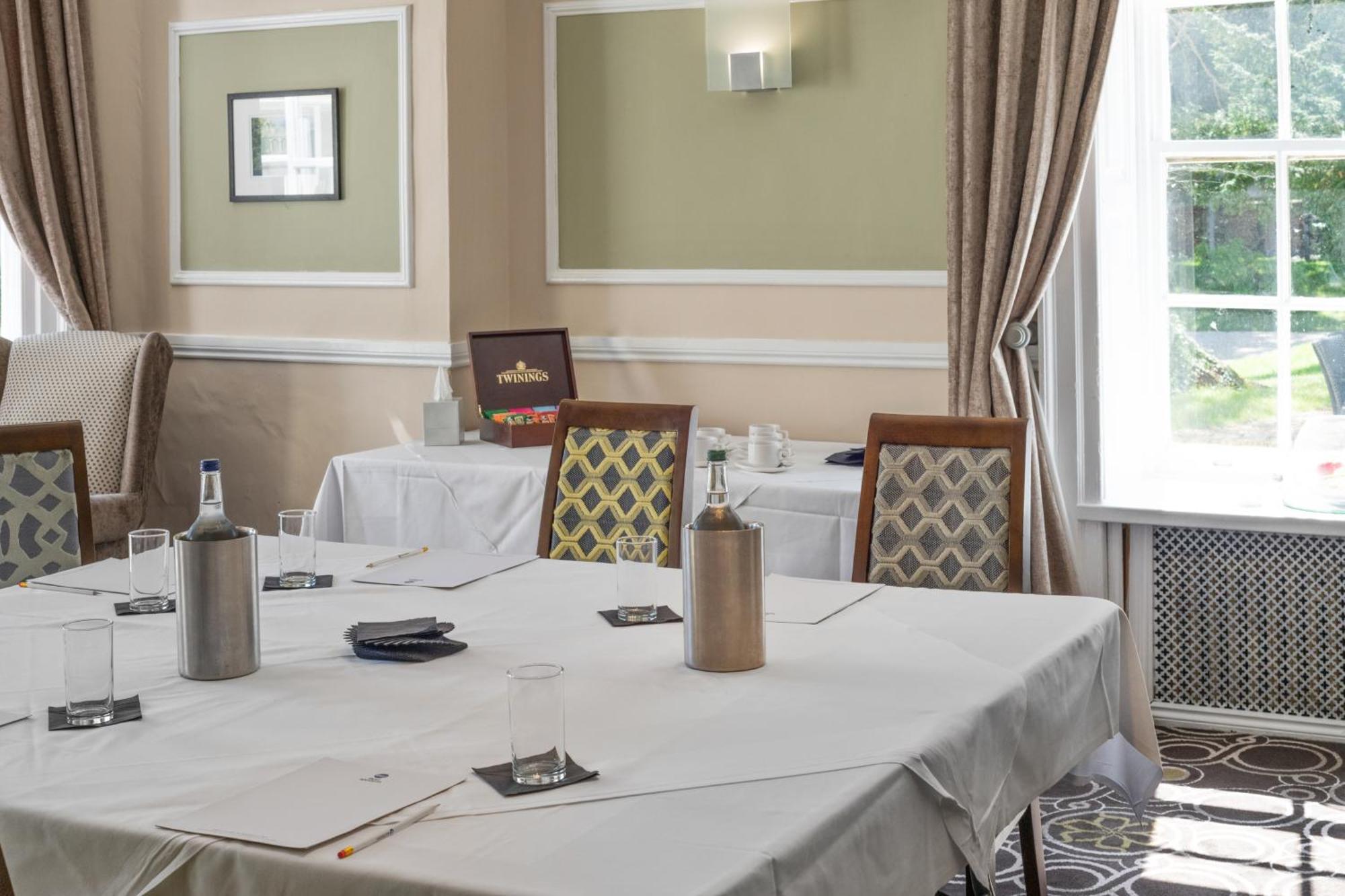 Best Western Priory Hotel Bury St. Edmunds ภายนอก รูปภาพ