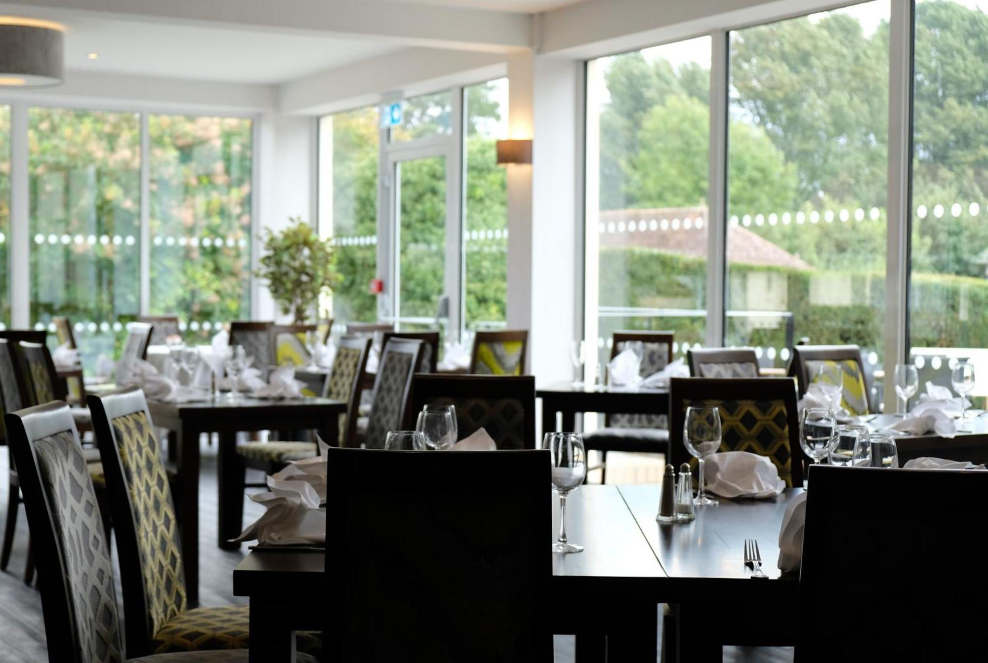 Best Western Priory Hotel Bury St. Edmunds ภายนอก รูปภาพ