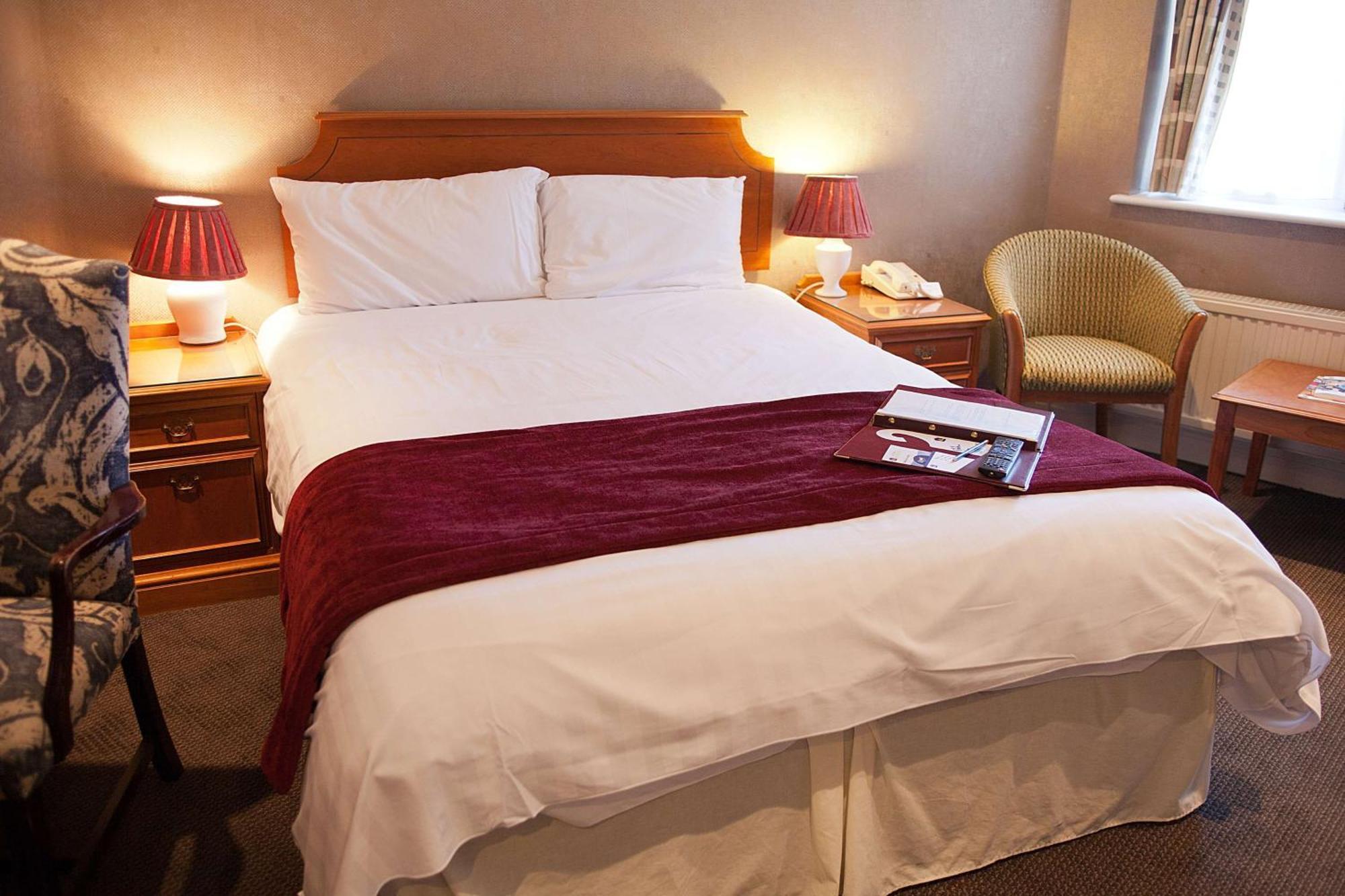 Best Western Priory Hotel Bury St. Edmunds ภายนอก รูปภาพ