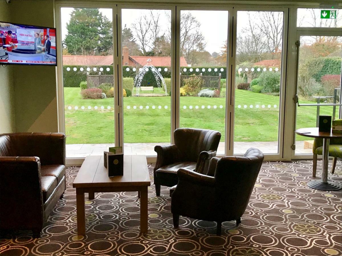 Best Western Priory Hotel Bury St. Edmunds ภายนอก รูปภาพ